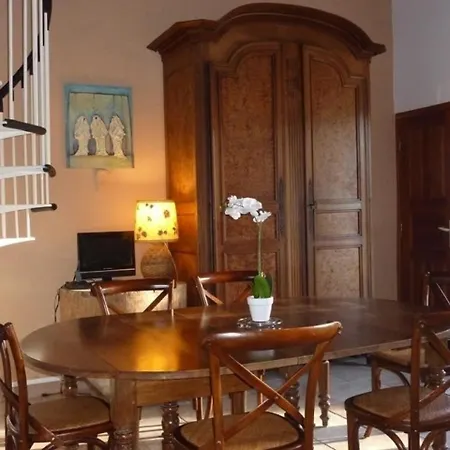 House Le De Mouleres Dom wakacyjny Sabarat