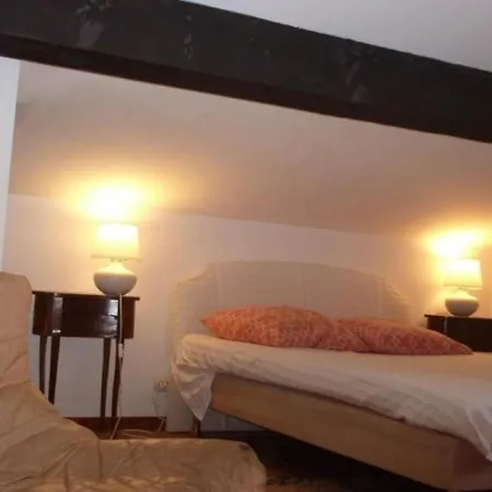 Dom wakacyjny House Le De Mouleres *